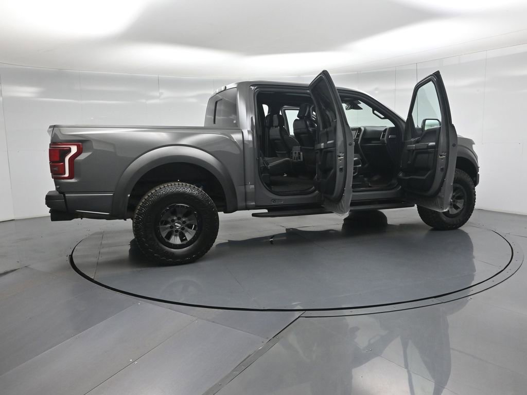 Certified 2018 Ford F150 Raptor w/ Equipment Group 802A Luxury AWD/4WD image 5