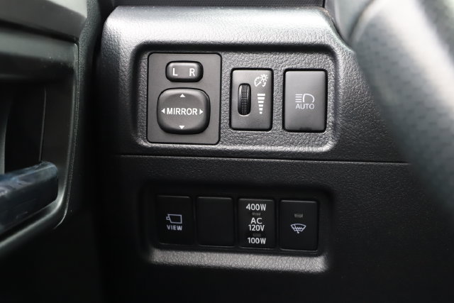 Used 2024 Toyota 4Runner Limited AWD/4WD image 39