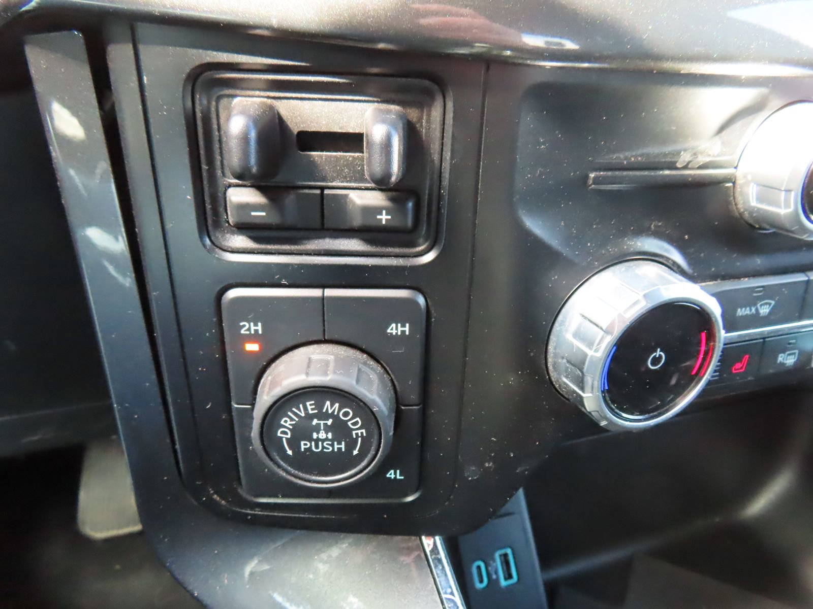 Certified 2023 Ford F150 XLT w/ Equipment Group 302A High AWD/4WD image 26