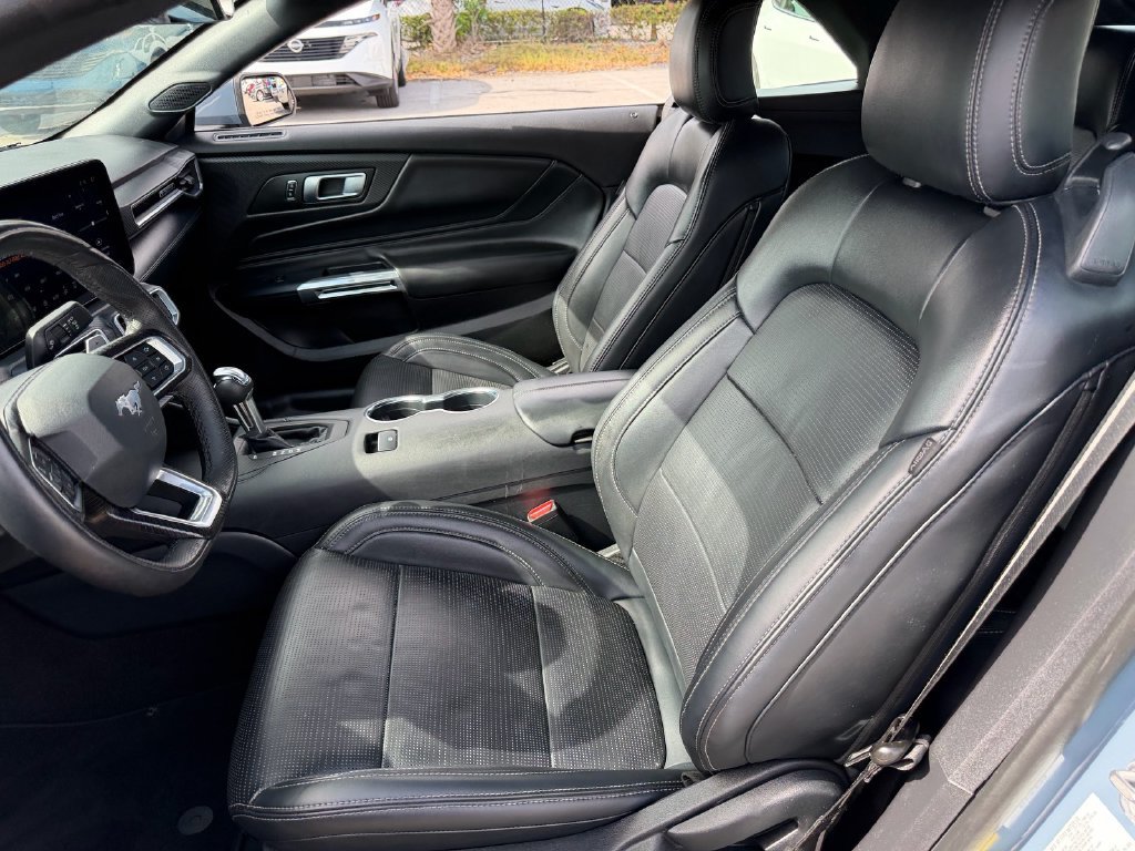 Certified 2025 Ford Mustang GT Premium RWD image 11