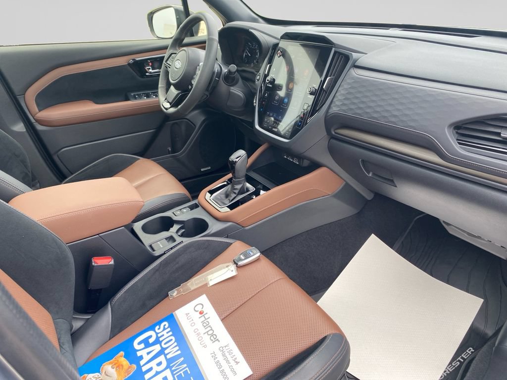 Used 2025 Subaru Forester Touring AWD/4WD image 10