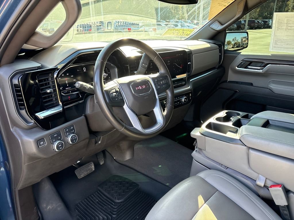Used 2024 GMC Sierra 1500 SLT image 6