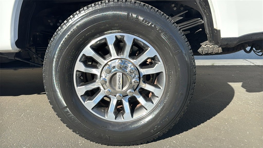 Certified 2020 Ford F350 Lariat w/ Lariat Ultimate Package image 11