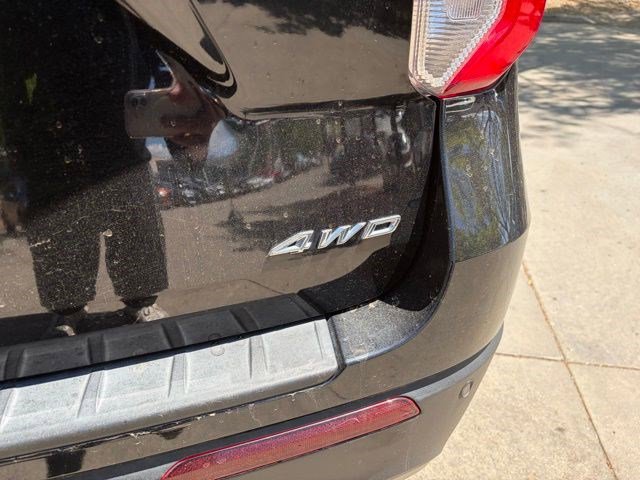 Certified 2023 Ford Explorer XLT w/ Equipment Group 202A AWD/4WD image 15
