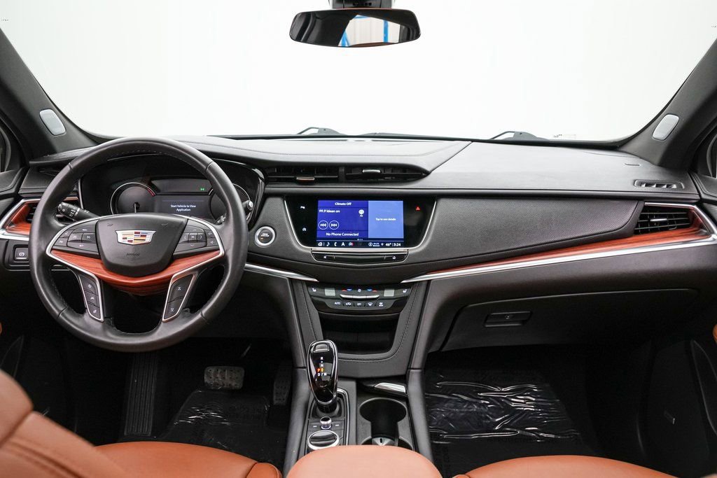 Used 2024 Cadillac XT5 Premium Luxury image 15