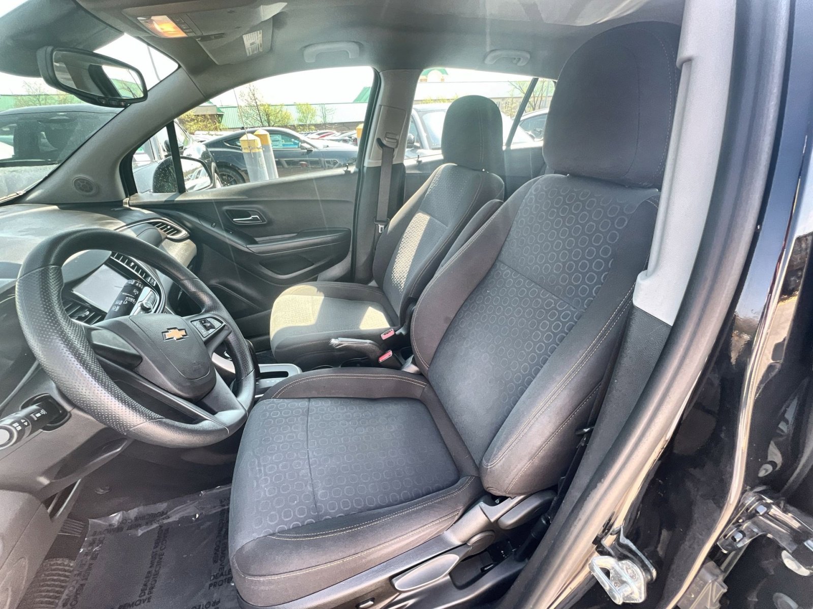 Used 2020 Chevrolet Trax LS w/ LPO, Protection Package FWD image 13