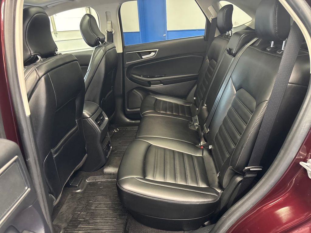 Certified 2019 Ford Edge SEL w/ Equipment Group 201A AWD/4WD image 25