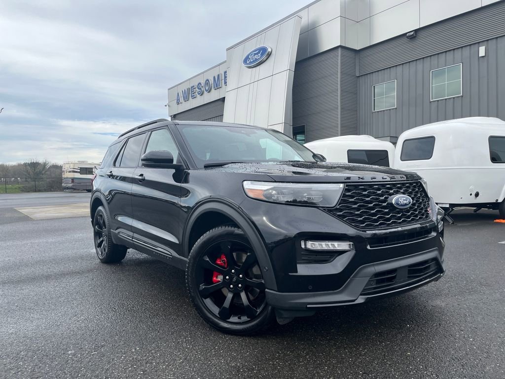 Certified 2024 Ford Explorer ST w/ Technology Package image 11