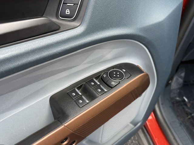 Certified 2023 Ford Maverick Lariat w/ Lariat Luxury Package FWD image 11