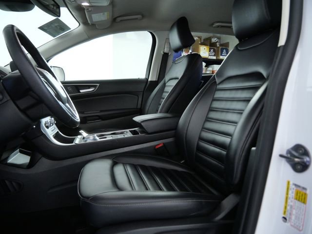 Certified 2024 Ford Edge SEL w/ Convenience Package AWD/4WD image 17