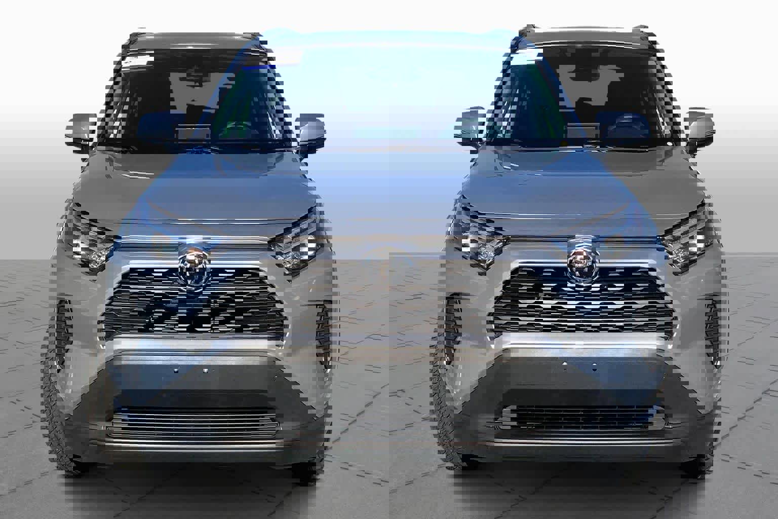 Used 2024 Toyota RAV4 XLE image 3