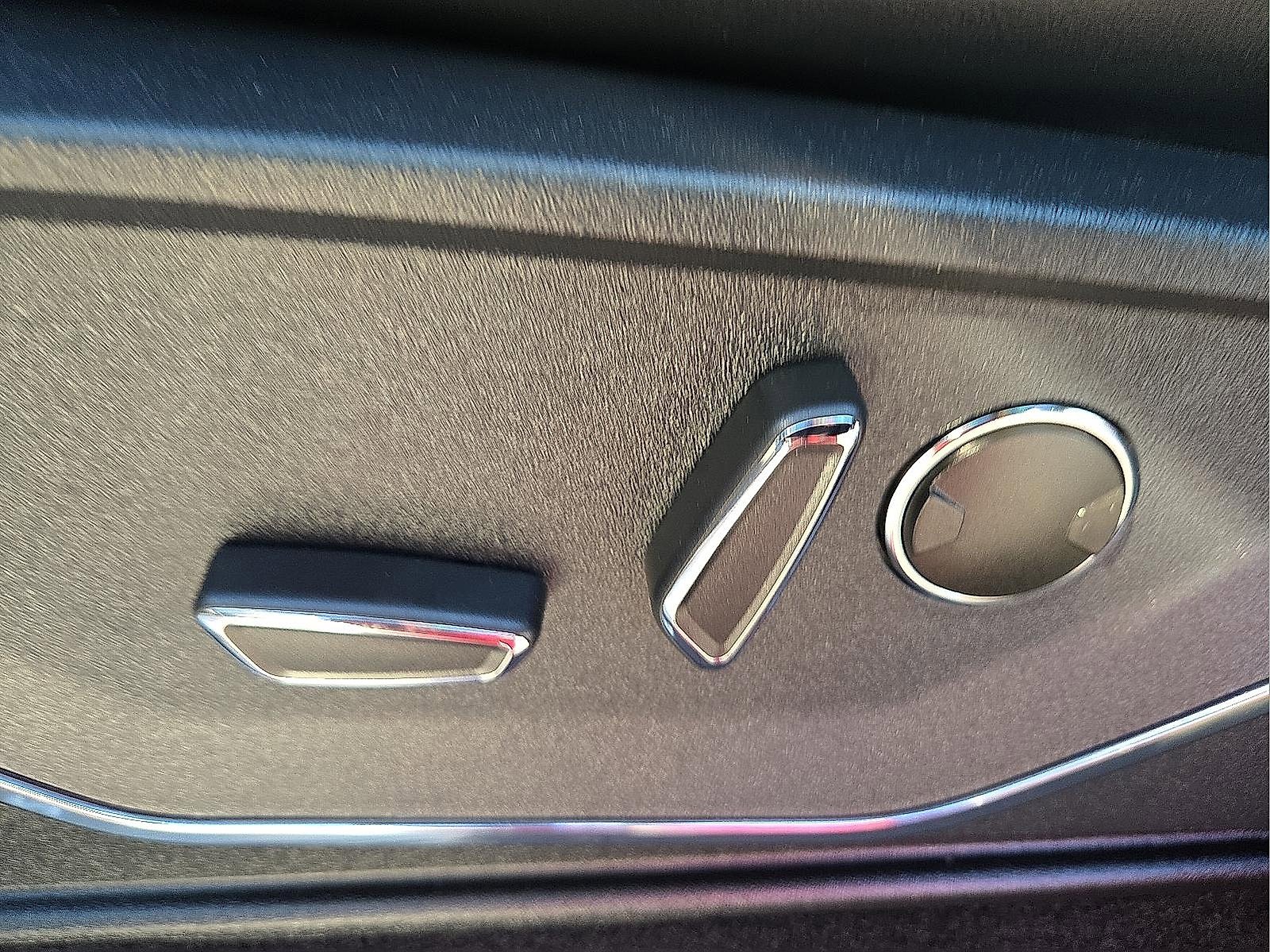 Certified 2022 Ford F150 Platinum w/ Equipment Group 701A High image 15