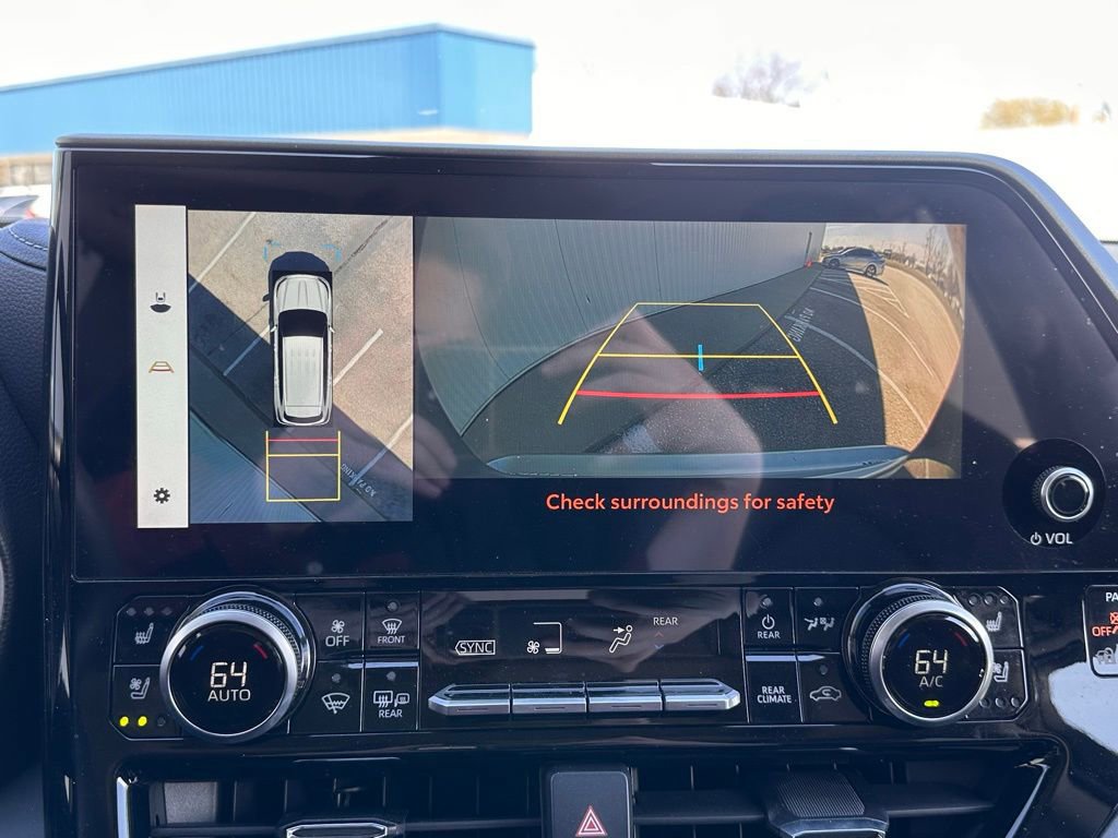 Used 2024 Toyota Highlander Limited AWD/4WD image 38