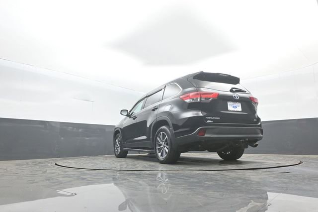 Used 2019 Toyota Highlander XLE image 31