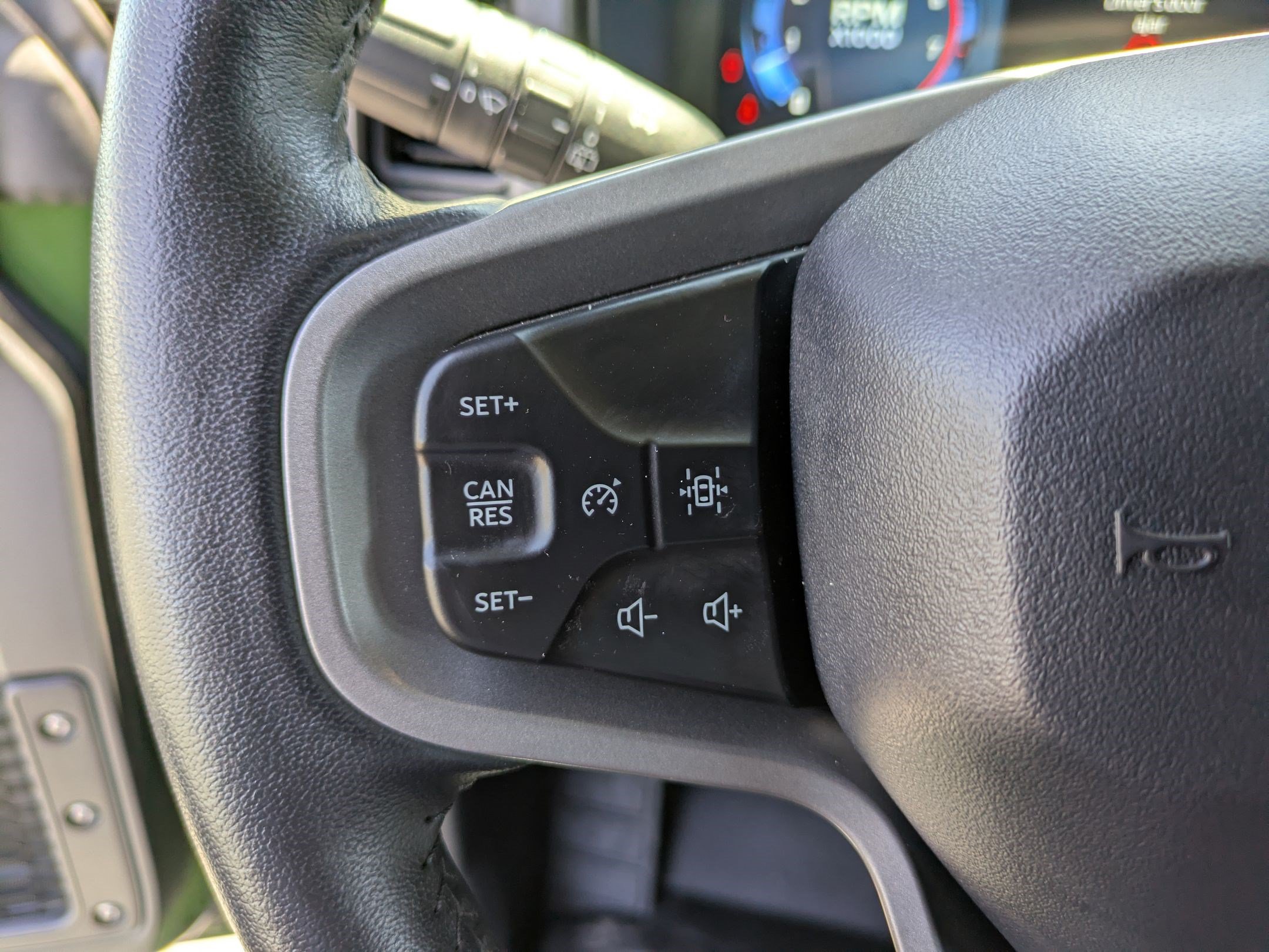 Certified 2025 Ford Bronco Badlands AWD/4WD image 18