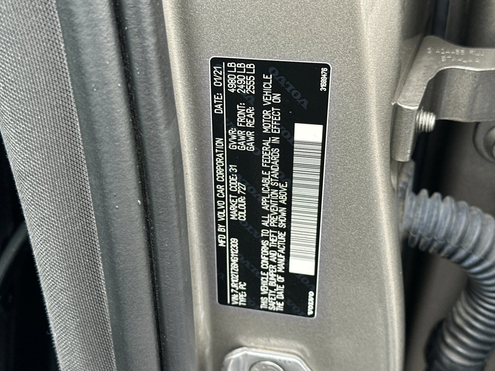 Used 2021 Volvo S60 T5 Momentum w/ Advanced Package image 28