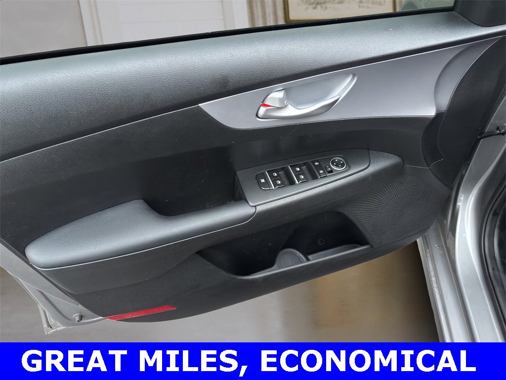 Used 2024 Kia Forte LXS image 23