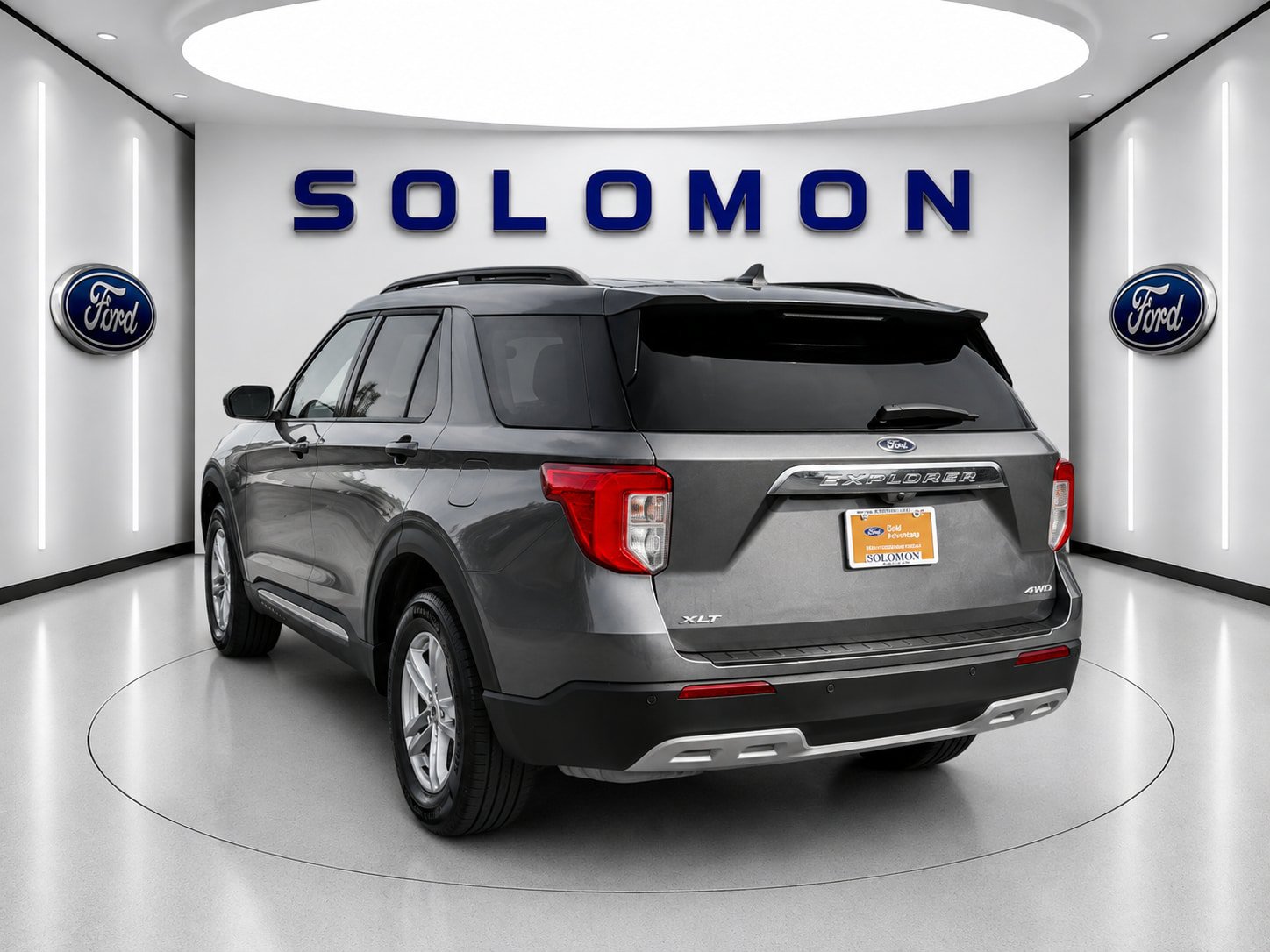 Certified 2024 Ford Explorer XLT w/ Equipment Group 202A AWD/4WD image 7
