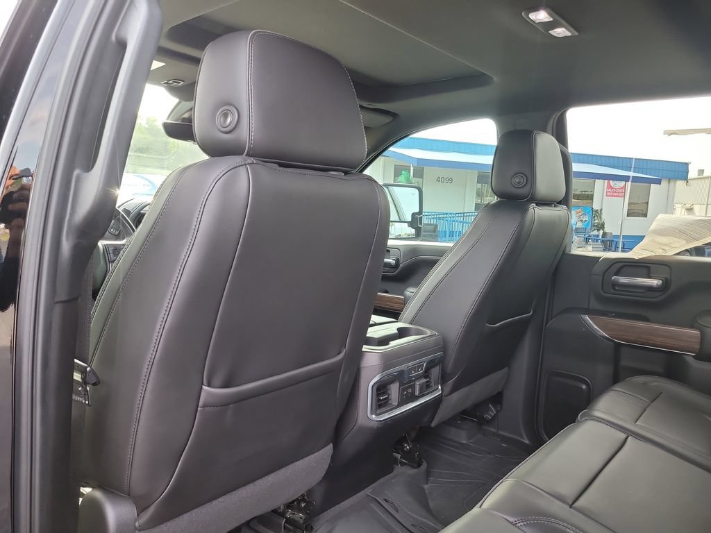 Used 2020 Chevrolet Silverado 2500 High Country w/ Z71 Off-Road Package AWD/4WD image 10