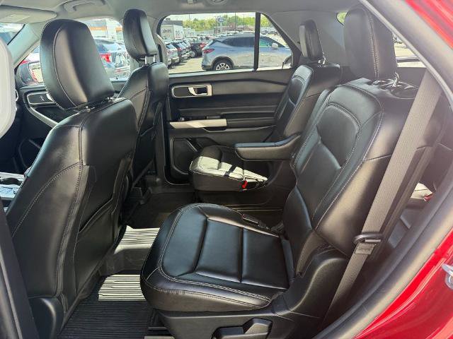 Certified 2023 Ford Explorer XLT w/ Equipment Group 202A AWD/4WD image 13