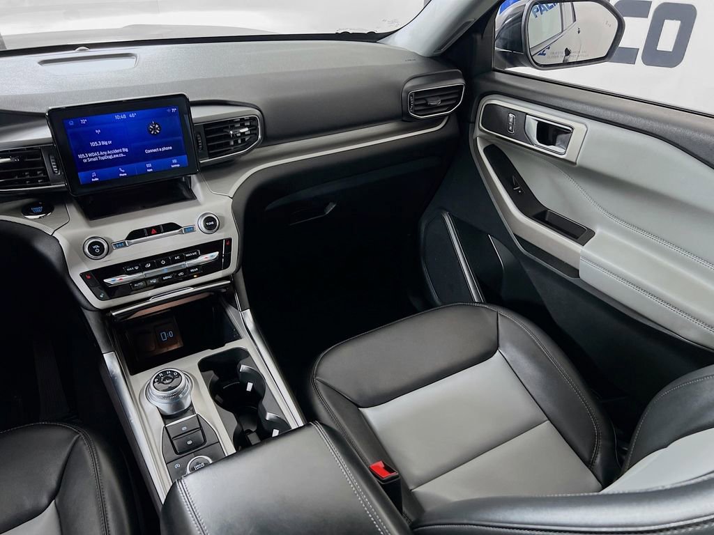 Certified 2024 Ford Explorer XLT w/ Equipment Group 202A image 29