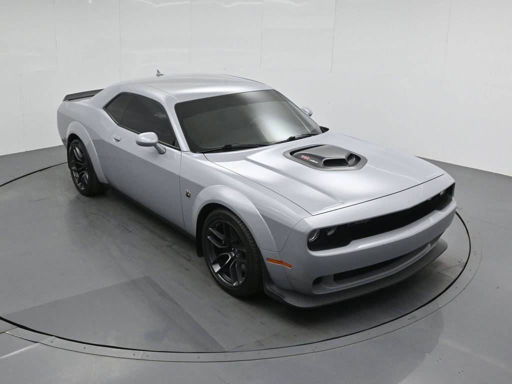 Used 2021 Dodge Challenger R/T Scat Pack RWD image 4