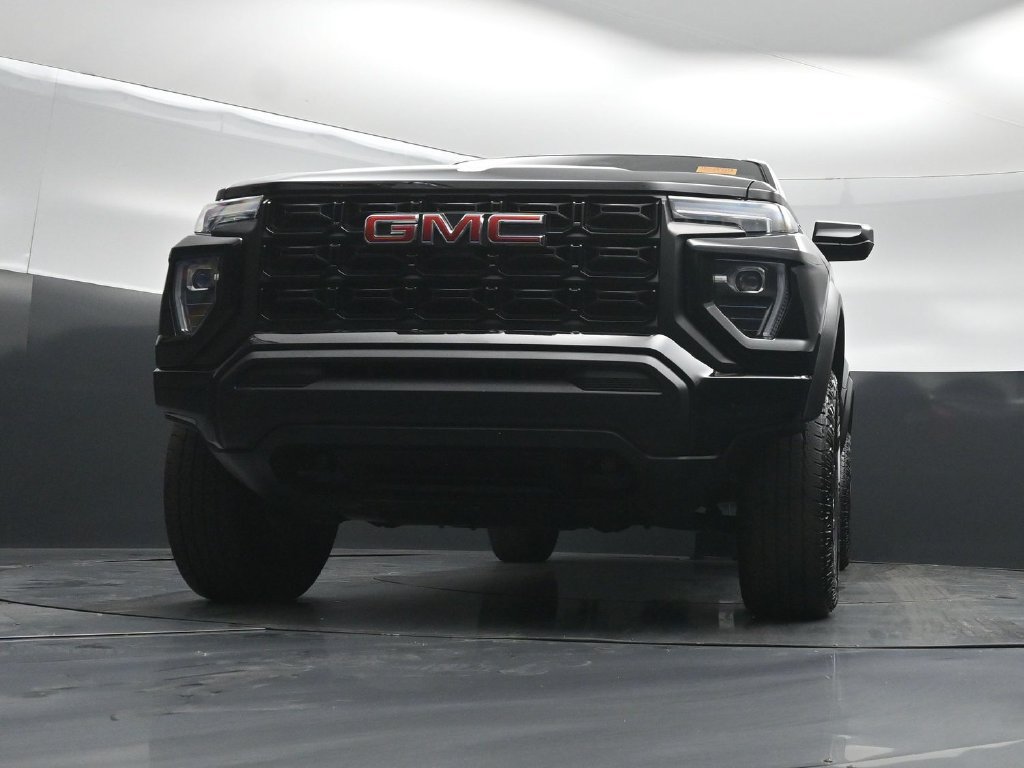 Used 2024 GMC Canyon Elevation RWD image 38