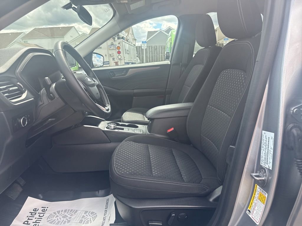 Certified 2023 Ford Escape Active AWD/4WD image 3