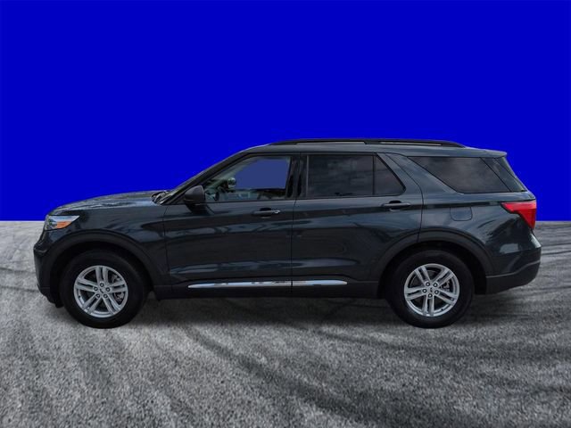 Certified 2024 Ford Explorer XLT image 2