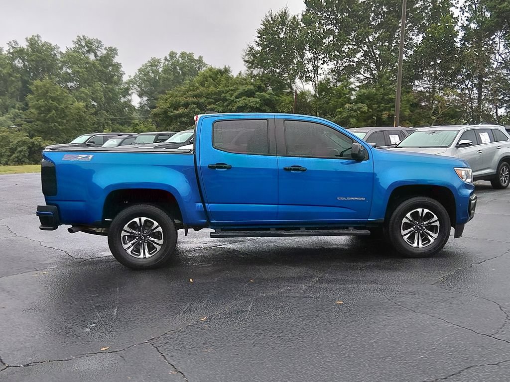 Used 2022 Chevrolet Colorado Z71 AWD/4WD image 3