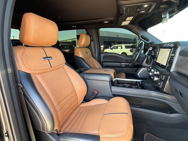 Certified 2023 Ford F450 Platinum w/ FX4 Off-Road Package image 13