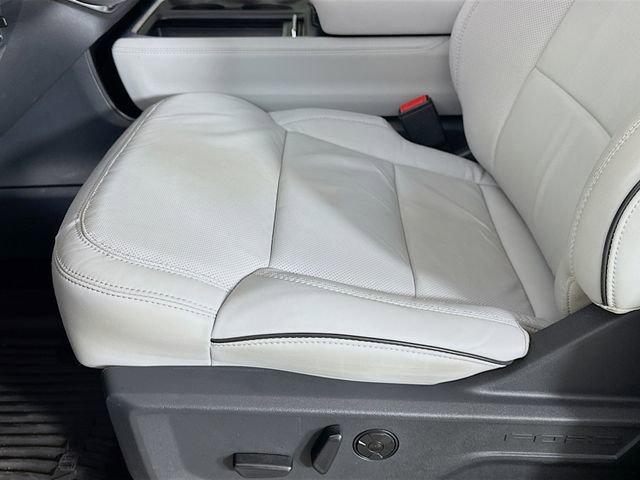 Certified 2025 Ford Expedition Max Platinum w/ Platinum Ultimate Package image 24