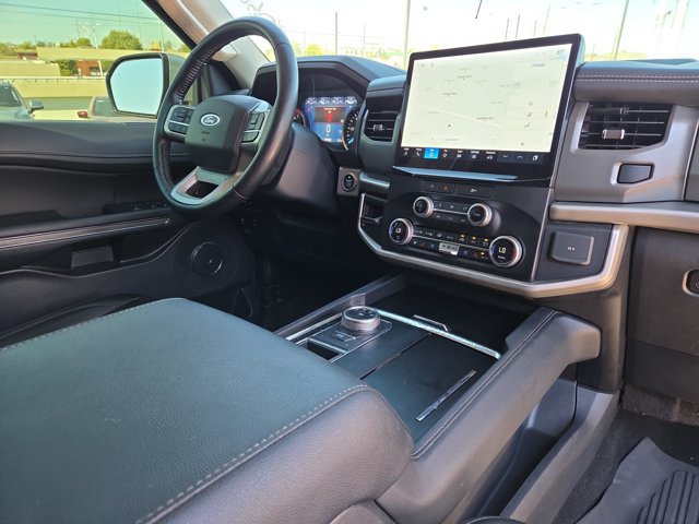 Certified 2024 Ford Expedition Max XLT RWD image 17