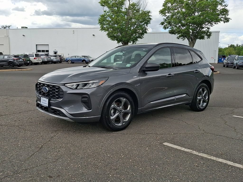 Certified 2023 Ford Escape ST-Line w/ Tech Pack #1 FWD image 6