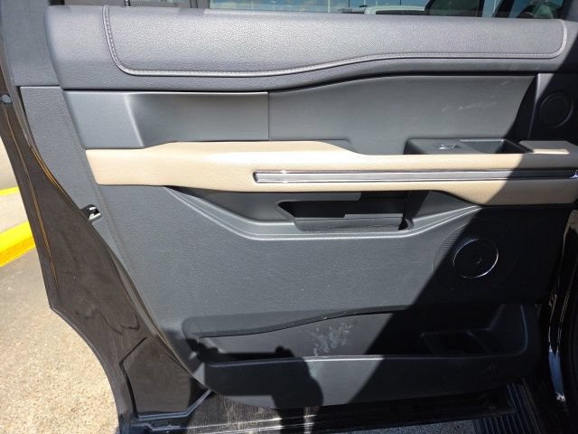 Certified 2024 Ford Expedition Max Limited RWD image 27