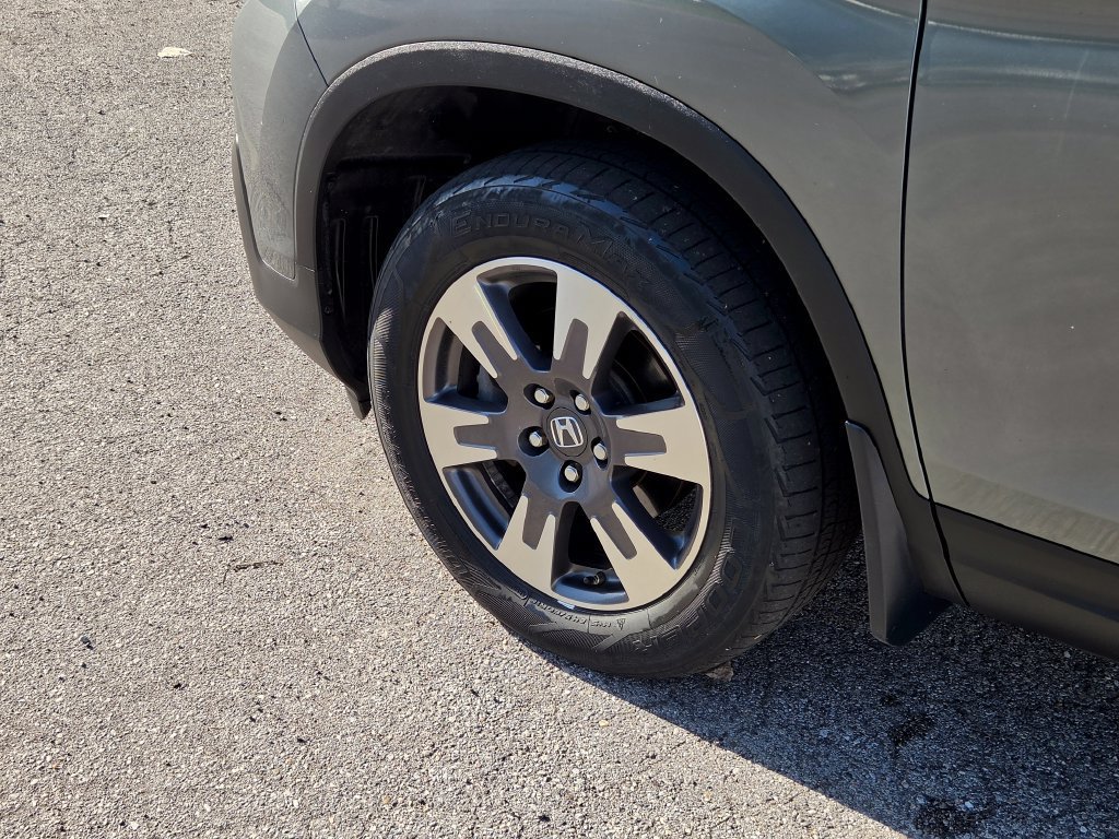 Used 2017 Honda Ridgeline RTL-T image 37