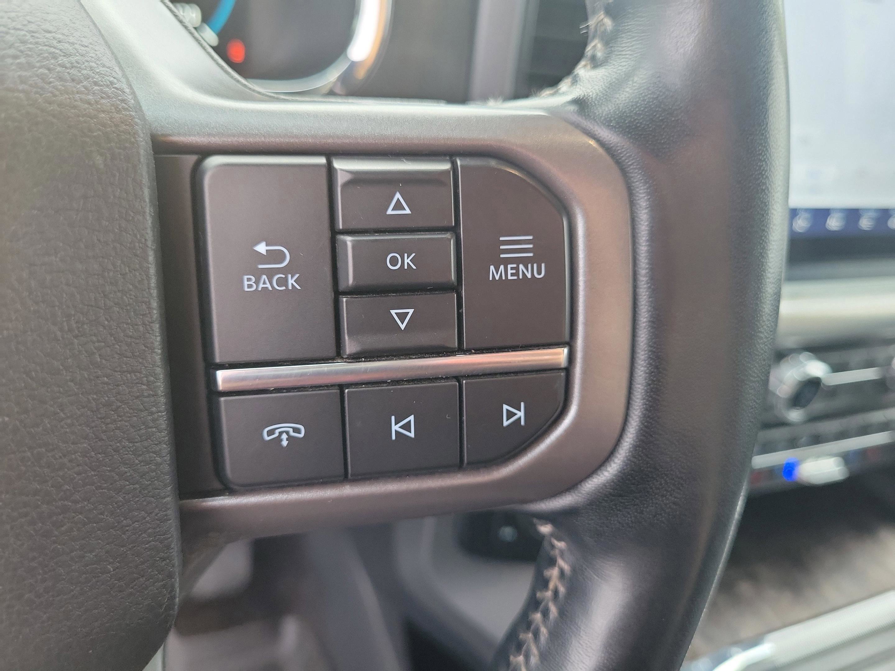 Certified 2022 Ford F150 Lariat w/ Equipment Group 502A High image 27