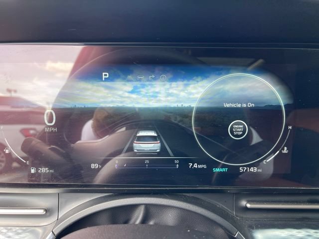 Used 2024 Kia Carnival SX Prestige FWD image 25