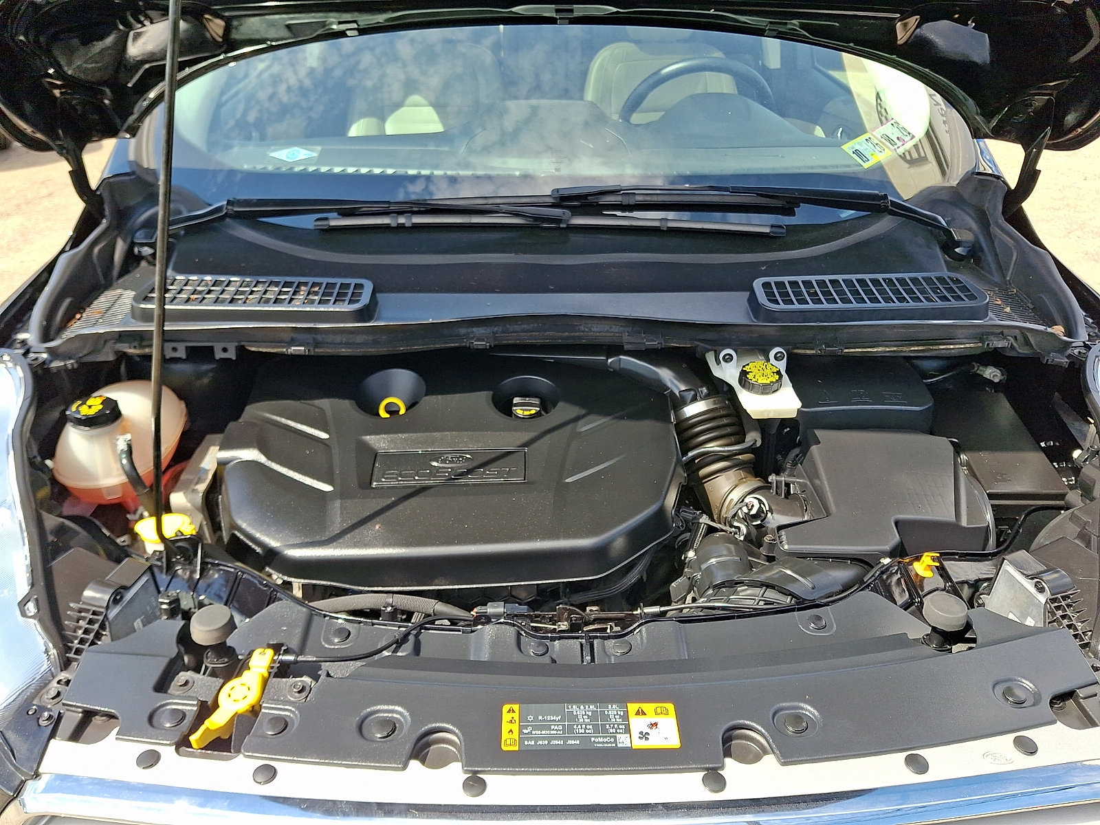 Certified 2019 Ford Escape Titanium AWD/4WD image 27