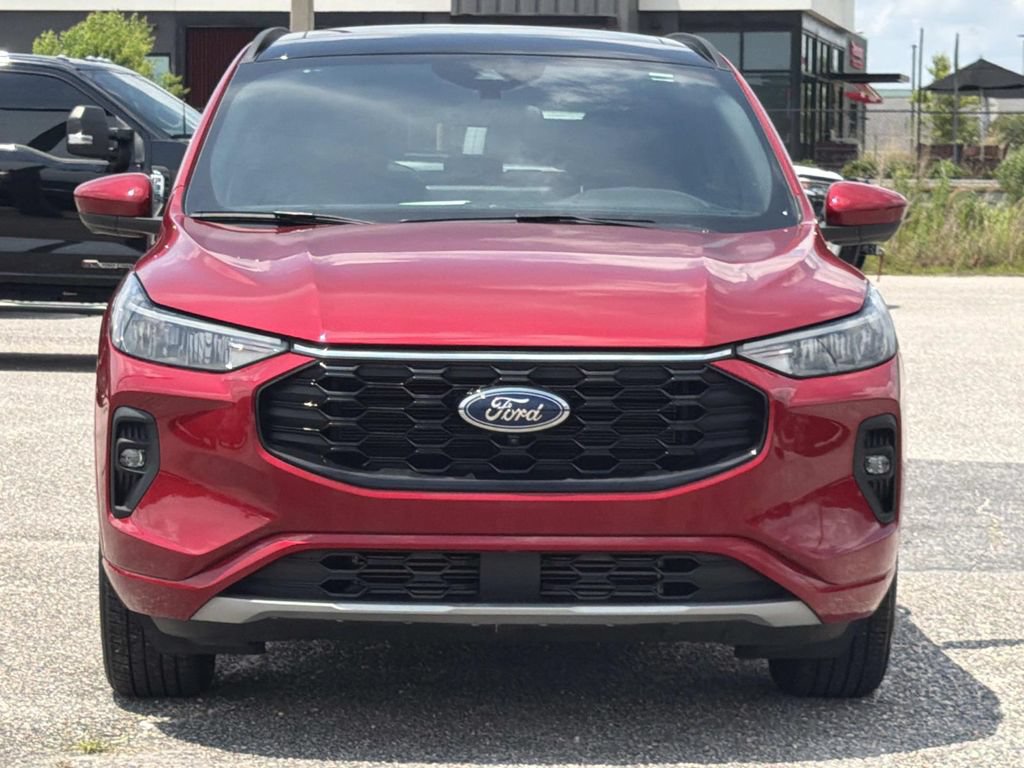 Certified 2023 Ford Escape ST-Line Select w/ Tech Pack #2 AWD/4WD image 2