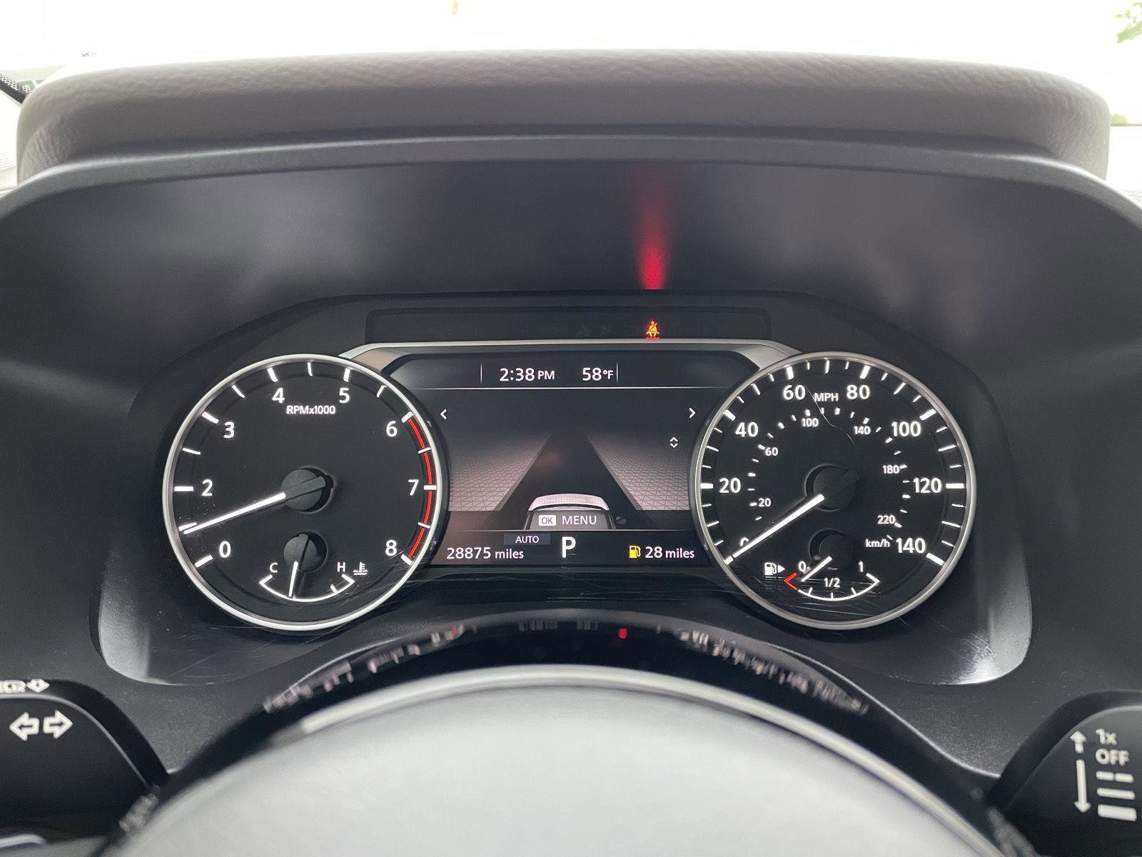 Used 2023 Nissan Rogue SV AWD/4WD image 15
