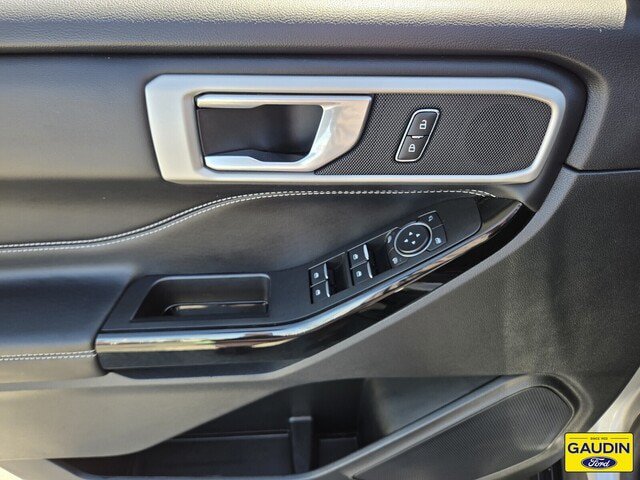 Certified 2022 Ford Explorer ST w/ ST Street Pack RWD image 18