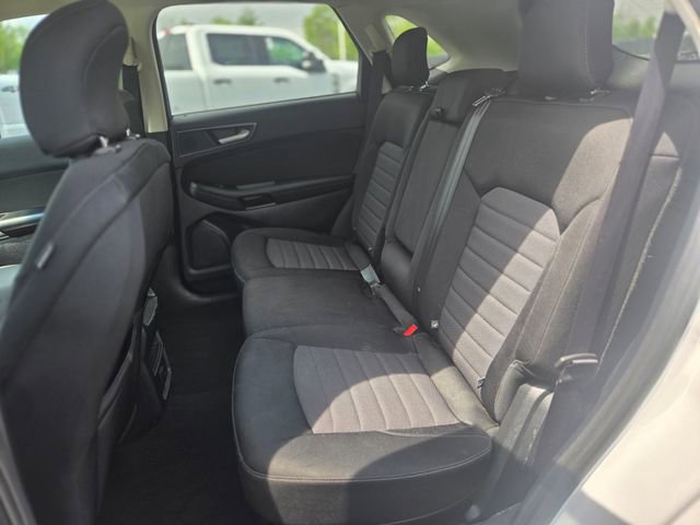 Certified 2019 Ford Edge SE FWD image 17