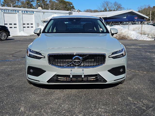 Used 2019 Volvo S60 T6 Momentum w/ Multimedia Package image 6