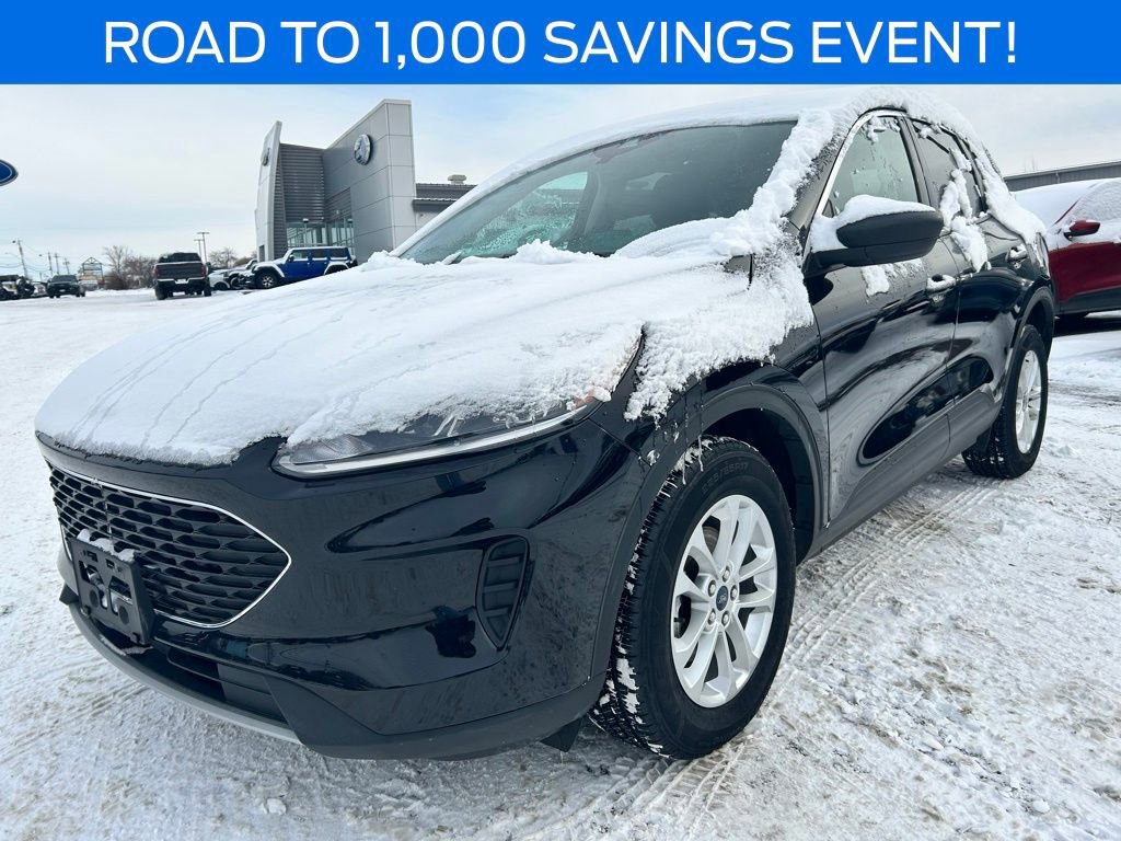 Certified 2022 Ford Escape SE image 2