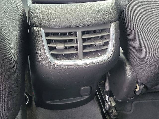 Used 2023 Chevrolet Malibu LT FWD image 17