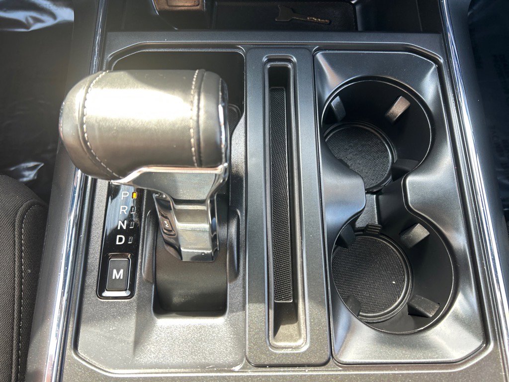 Certified 2022 Ford F150 XLT w/ Equipment Group 302A High image 31