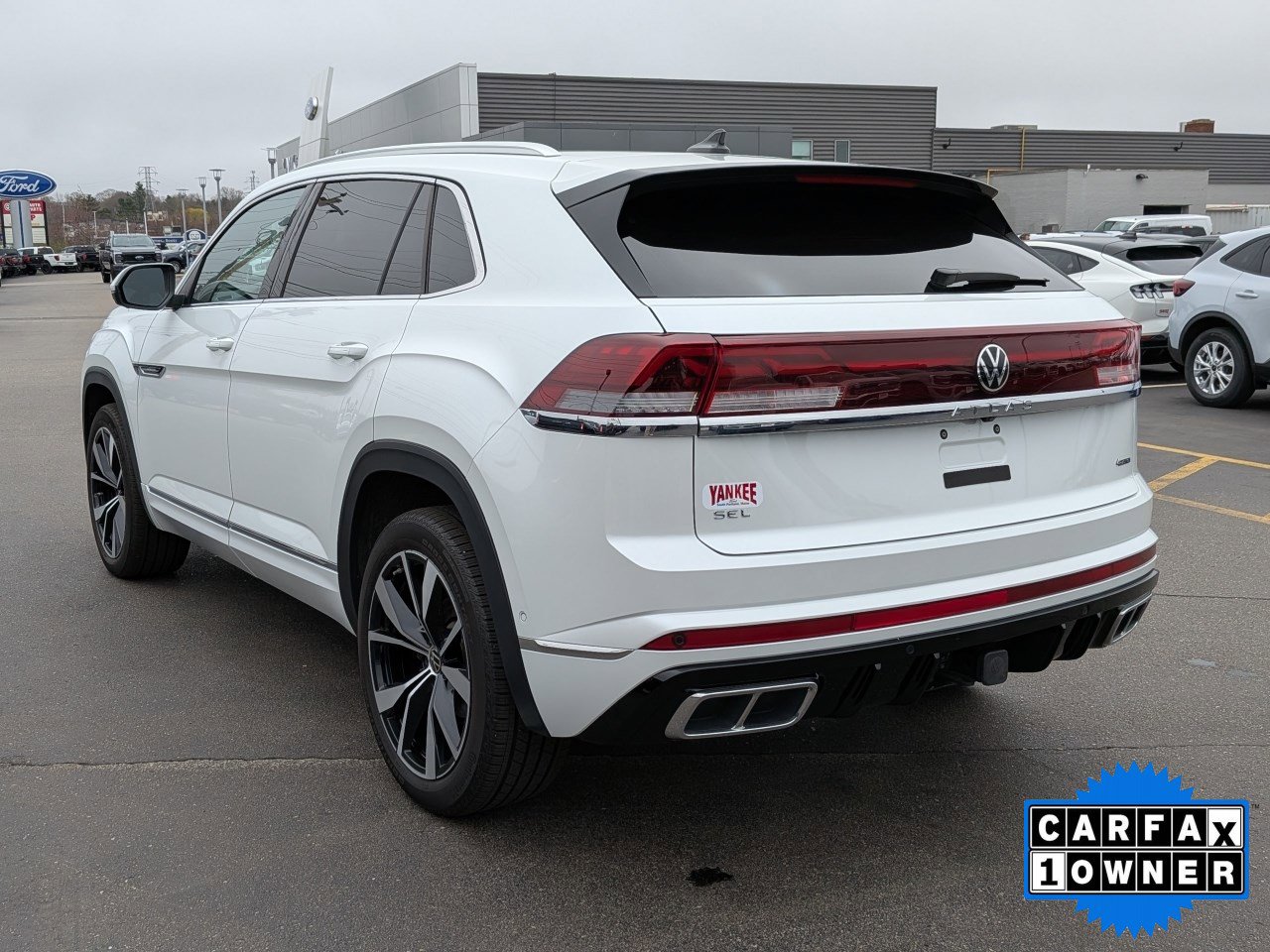Used 2025 Volkswagen Atlas Cross Sport SEL Premium R-Line AWD/4WD image 6