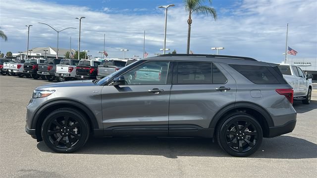 Certified 2023 Ford Explorer ST-Line w/ Class IV Trailer Tow Package AWD/4WD image 7