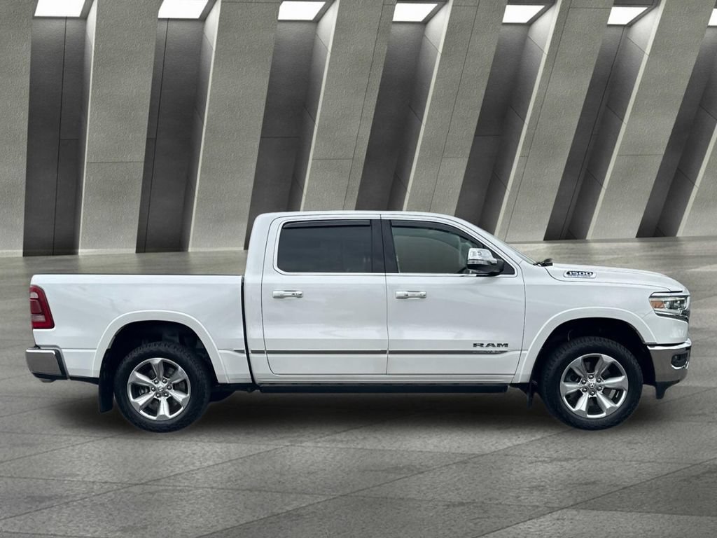 Used 2022 RAM 1500 Limited AWD/4WD image 2